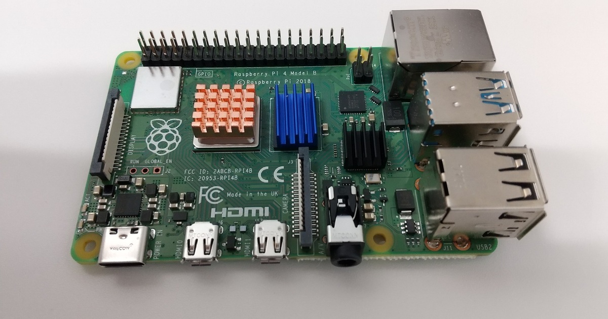 Raspberry Pi 4を組み立ててみた